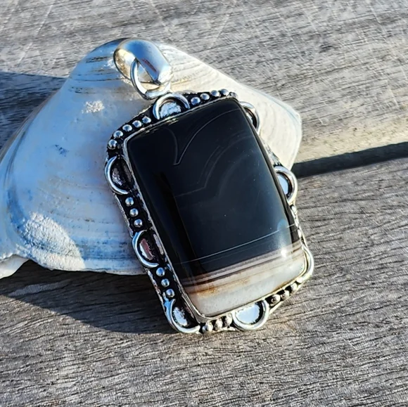 Striped Black Onyx Agate Pendant Necklace Hand Crafted Vintage Style Setting